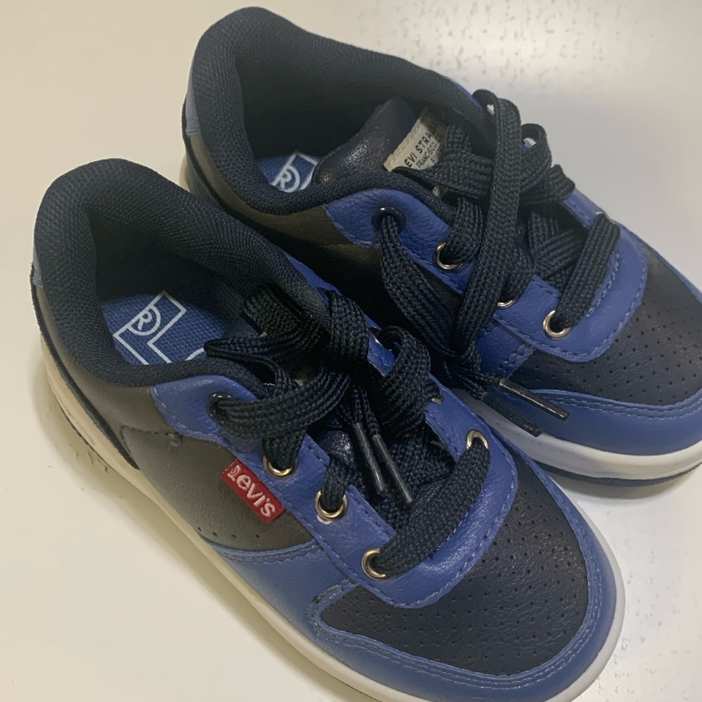 Levi’s shoes